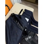 2025年4月25日入荷新作Diorスーツのセット 原版复刻高級品香港の会社超厳選★入手困難/誕生日プレゼント/yinx工場