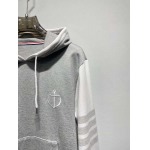 2025年4月25日入荷新作Thom Browneパーカー 原版复刻高級品香港の会社超厳選★入手困難/誕生日プレゼント/yinx工場