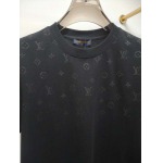 2025年4月25日入荷新作Louis Vuitton半袖Tシャツ 原版复刻高級品香港の会社超厳選★入手困難/誕生日プレゼント/yinx工場