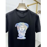 2025年4月25日入荷新作Versace半袖Tシャツ 原版复刻高級品香港の会社超厳選★入手困難/誕生日プレゼント/yinx工場