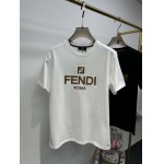 2025年4月25日入荷新作FENDI半袖Tシャツ 原版复刻高級品香港の会社超厳選★入手困難/誕生日プレゼント/yinx工場