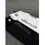 2025年4月25日入荷新作MONCLER半袖Tシャツ 原版复刻高級品香港の会社超厳選★入手困難/誕生日プレゼント/yinx工場