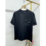 2025年4月25日入荷新作PRADA半袖Tシャツ 原版复刻高級品香港の会社超厳選★入手困難/誕生日プレゼント/yinx工場