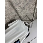 2025年4月25日入荷新作Prada半袖Tシャツ 原版复刻高級品香港の会社超厳選★入手困難/誕生日プレゼント/yinx工場