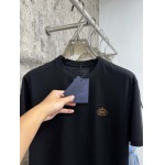 2025年4月25日入荷新作Prada半袖Tシャツ 原版复刻高級品香港の会社超厳選★入手困難/誕生日プレゼント/yinx工場