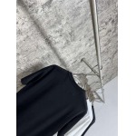 2025年4月25日入荷新作Prada半袖Tシャツ 原版复刻高級品香港の会社超厳選★入手困難/誕生日プレゼント/yinx工場