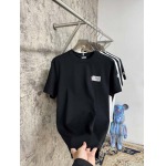 2025年4月25日入荷新作MONCLER半袖Tシャツ 原版复刻高級品香港の会社超厳選★入手困難/誕生日プレゼント/yinx工場