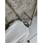 2025年4月25日入荷新作MONCLER半袖Tシャツ 原版复刻高級品香港の会社超厳選★入手困難/誕生日プレゼント/yinx工場