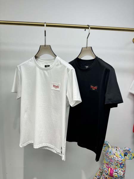 2025年4月25日入荷新作FENDI半袖Tシャツ 原版复刻...