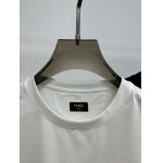 2025年4月25日入荷新作FENDI半袖Tシャツ 原版复刻高級品香港の会社超厳選★入手困難/誕生日プレゼント/yinx工場