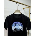 2025年4月25日入荷新作Versace半袖Tシャツ 原版复刻高級品香港の会社超厳選★入手困難/誕生日プレゼント/yinx工場