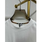2025年4月25日入荷新作Burberry半袖Tシャツ 原版复刻高級品香港の会社超厳選★入手困難/誕生日プレゼント/yinx工場