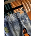 2025年4月26日入荷新作Louis Vuittonジーパン 原版复刻高級品香港の会社超厳選★入手困難/誕生日プレゼント/yinx工場