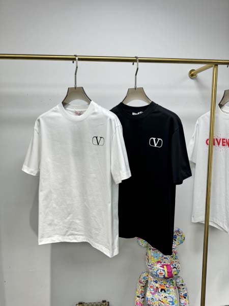 2025年4月26日入荷新作VALENTINO半袖Tシャツ ...