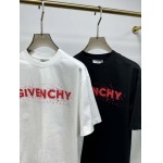 2025年4月26日入荷新作Givenchy半袖Tシャツ 原版复刻高級品香港の会社超厳選★入手困難/誕生日プレゼント/yinx工場
