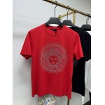 2025年4月26日入荷新作Versace半袖Tシャツ 原版复刻高級品香港の会社超厳選★入手困難/誕生日プレゼント/yinx工場