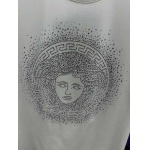 2025年4月26日入荷新作Versace半袖Tシャツ 原版复刻高級品香港の会社超厳選★入手困難/誕生日プレゼント/yinx工場