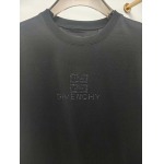 2025年4月26日入荷新作Givenchy半袖Tシャツ 原版复刻高級品香港の会社超厳選★入手困難/誕生日プレゼント/yinx工場
