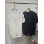 2025年4月26日入荷新作Givenchy半袖Tシャツ 原版复刻高級品香港の会社超厳選★入手困難/誕生日プレゼント/yinx工場