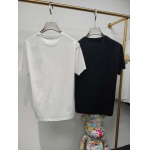 2025年4月26日入荷新作FENDI半袖Tシャツ 原版复刻高級品香港の会社超厳選★入手困難/誕生日プレゼント/yinx工場