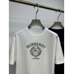 2025年4月26日入荷新作Burberry半袖Tシャツ 原版复刻高級品香港の会社超厳選★入手困難/誕生日プレゼント/yinx工場