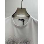 2025年4月26日入荷新作Versace半袖Tシャツ 原版复刻高級品香港の会社超厳選★入手困難/誕生日プレゼント/yinx工場