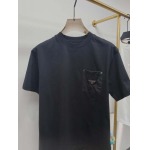 2025年4月26日入荷新作PRADA半袖Tシャツ 原版复刻高級品香港の会社超厳選★入手困難/誕生日プレゼント/yinx工場