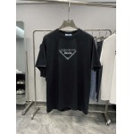 2025年4月26日入荷新作PRADA半袖Tシャツ 原版复刻高級品香港の会社超厳選★入手困難/誕生日プレゼント/yinx工場