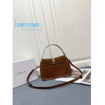 2025年4月27日入荷新作  FURLA型番H02010  SIZE:26.5X8X18CM  /XX工場