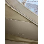 2025年4月27日入荷新作  新品ALAlAH08867、SIZE:29X19X6CM  /XX工場