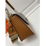 2025年4月27日入荷新作LURLA新品  H02091 SIZE:25*17*9CM  /XX工場