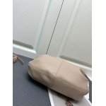 2025年4月27日入荷新作 Chloe新品バッグ SIZE:32X14X10CM型番：H03127  /XX工場