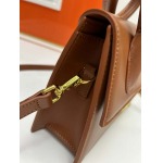2025年4月27日入荷新作  jacquemus バッグ/ショルダーバッグ/ショルダーバッグ  SIZE:20-15.5-8CM  型番：662  /XX工場