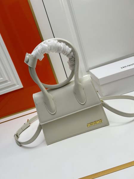 2025年4月27日入荷新作  jacquemus バッグ/...