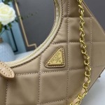 2025年4月27日入荷新作 1BH404手提款nylon Hobo   型番：1BH404SIZE:22XX18x底6.5cm  /XX工場