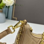 2025年4月27日入荷新作 1BH404手提款nylon Hobo   型番：1BH404SIZE:22XX18x底6.5cm  /XX工場