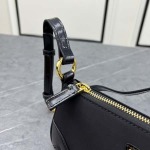 2025年4月27日入荷新作。新品わきの下バッグ1BH348/ Re-Edition SIZE:23.5xX10x底5cm  /XX工場