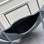 2025年4月27日入荷新作 PRADA バッグ   SIZE::28*18*10cm   /XX工場