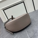 2025年4月27日入荷新作 PRADA バッグ   SIZE::28*18*10cm   /XX工場