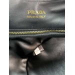 2025年4月29日入荷新作PRADAショルダーバッグ1BC178牛皮，サイズ： 32x 25.5x 7.5cm/XX工場