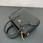2025年4月29日入荷新作 PRADA mini1BA90620x 15x 9.5cm/XX工場