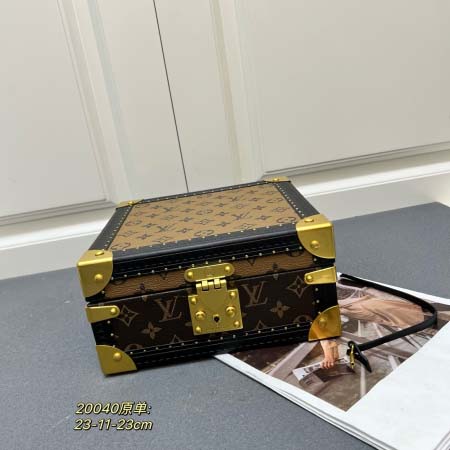 2025年4月29日入荷新作 Louis VuittonM2...