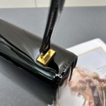 2025年4月29日入荷新作CELINE 2024秋季新作 GARANCELINEサイズ：18.5*13*7cm /XX工場