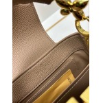 2025年4月29日入荷新作 小 Louis Vuitton M23943 Capucines21 x 14 x 8CM/XX工場
