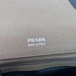 2025年4月29日入荷新作PRADA 新作 1BD314 23x 18x 9cm/XX工場