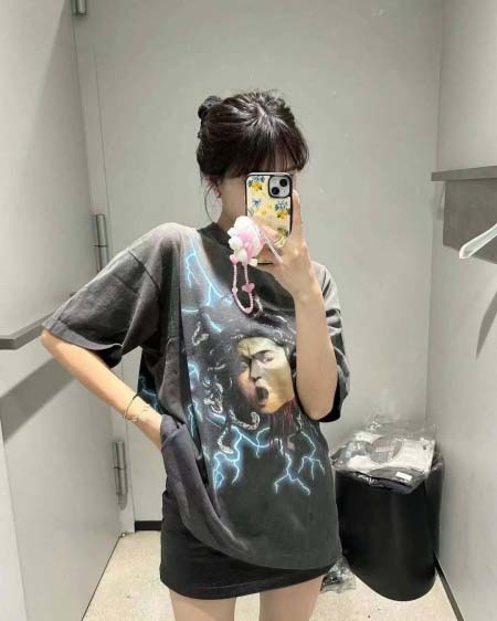 2025年5月17日入荷新作SAINT Mxxxxxx MEDUSA SS TEE-BLK  半袖 Tシャツ S-XL高级品/人気/誕生日プレゼント/人気/ファッション/トレンド/限定/WB工場