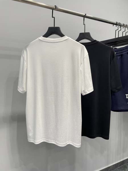 2025年5月20日入荷新作Chanel半袖Tシャツ 原版复刻高級品香港の会社超厳選★入手困難/誕生日プレゼント/yinx工場M-XXXL