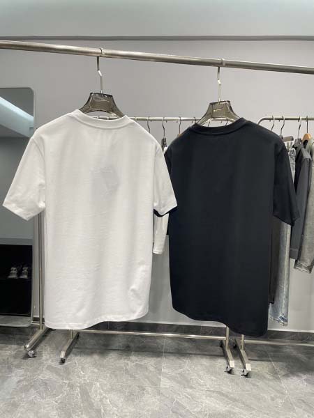 2025年5月21日入荷新作PRADA半袖Tシャツ 原版复刻高級品香港の会社超厳選★入手困難/誕生日プレゼント/yinx工場