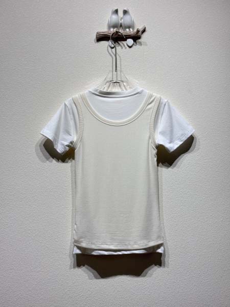 2025年5月26日入荷新作ACNE半袖 Tシャツ女性用高品質★誕生日プレゼント/結婚祝い/内祝い/贈り物/SD工場