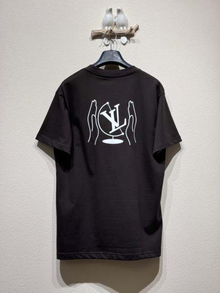 2025年5月26日入荷新作Louis Vuitton半袖 Tシャツ男女兼用高品質★誕生日プレゼント/結婚祝い/内祝い/贈り物/SD工場